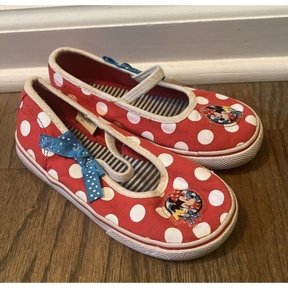 Disney Minnie Mouse Slip On Sneaker Shoes Red And White Polka Dot Sz 9 Girls‎ - Picture 1 of 6